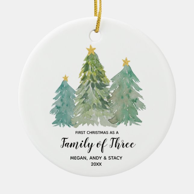 Ornamento De Cerâmica Greenery Primeiro Natal como Família dos Três (Frente)