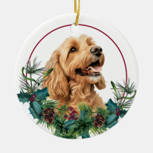Ornamento De Cerâmica Guirlanda de Evergreen com Cão Cockapoo Dourado