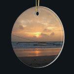 Ornamento De Cerâmica Hat Rin Beach Sunrise ... Koh Phangan, Tailândia<br><div class="desc">Hat Rin ou Haad Rin é uma área peninsular de praia e uma cidade no extremo sul de Koh Phangan, uma ilha no Golfo da Tailândia. Suas duas praias principais são Sunset Beach (Hat Rin Nai) ao sul e a maior Sunrise Beach (Hat Rin Nok) ao norte. A famosa Festa...</div>