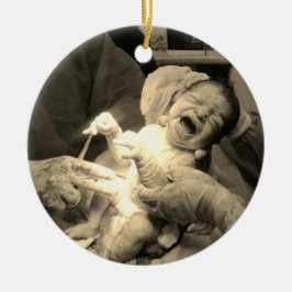 Ornamento De Cerâmica Heartwarming hospital newborn photo Christmas tree