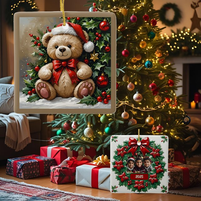 Ornamento De Cerâmica Holly Christmas Bear Personalizável (Criador carregado)