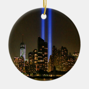 Ornamento De Cerâmica Horizonte de NYC: WTC Tributo 9/11 em Luz 2013 #1