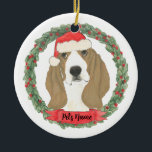 Ornamento De Cerâmica Hound de Basset Personalizado<br><div class="desc">Façam a lista legal este ano com um ornamento personalizado do seu doce cesto de basset!</div>