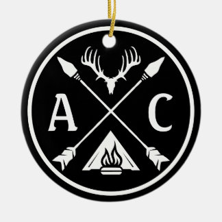Ornamento De Cerâmica Iniciais Rustic Adventure Round Emblem