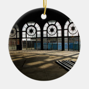 Ornamento De Cerâmica Interior da casa do carrossel do casino do parque