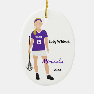 Ornamento De Cerâmica Jogador fêmea louro do Lacrosse em roxo e em