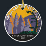 Ornamento De Cerâmica Kasha - Monumento Nacional de Katuwe Tent Rocks<br><div class="desc">Kasha-Katuwe Tent Rocks vetor trabalho de arte design. A área deve sua notável geologia a camadas de rocha vulcânica e cinzas depositadas por fluxo piroclástico de erupções dentro do campo vulcânico das montanhas Jemez.</div>
