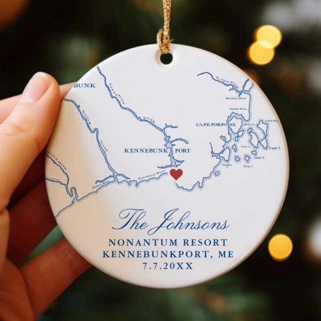 Ornamento De Cerâmica Kennebunkport Maine Map Foto de Natal (Kennebunkport Maine Newlywed Christmas Ornament Gift with Map and Photo from Coastal Map Designs)