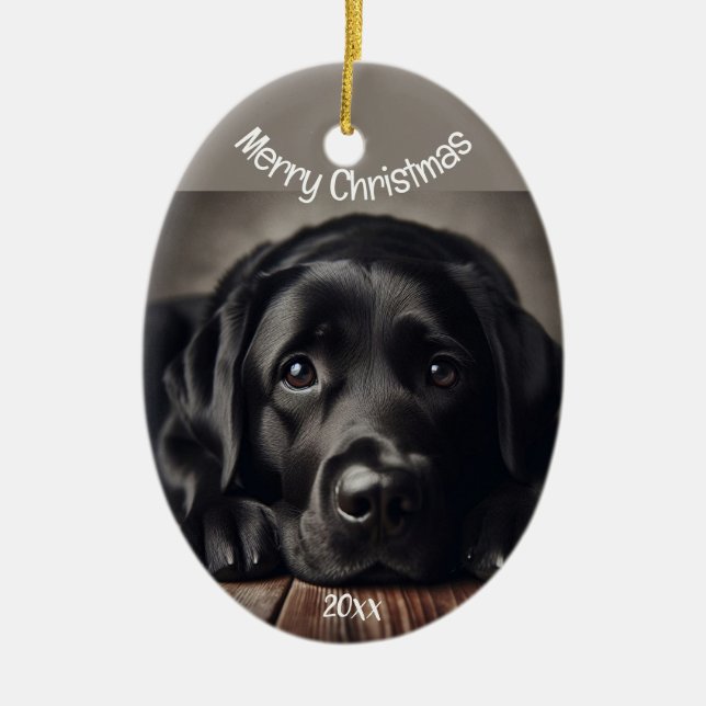 Ornamento De Cerâmica Labrador de Natal Datado Personalizado (Frente)