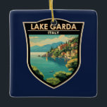 Ornamento De Cerâmica Lago di Garda Italia Viagem Art Vintage<br><div class="desc">Design de arte vetorial do Lago Garda. O lago Garda,  na Itália norte,  é conhecido pela sua água cristalina. No extremo sul,  a cidade de Sirmione é dominada pela Rocca Scaligera,  uma fortaleza com visões portuárias.</div>