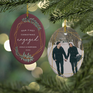 Ornamento De Cerâmica Laurel Leaf First Engaged Christmas Photo