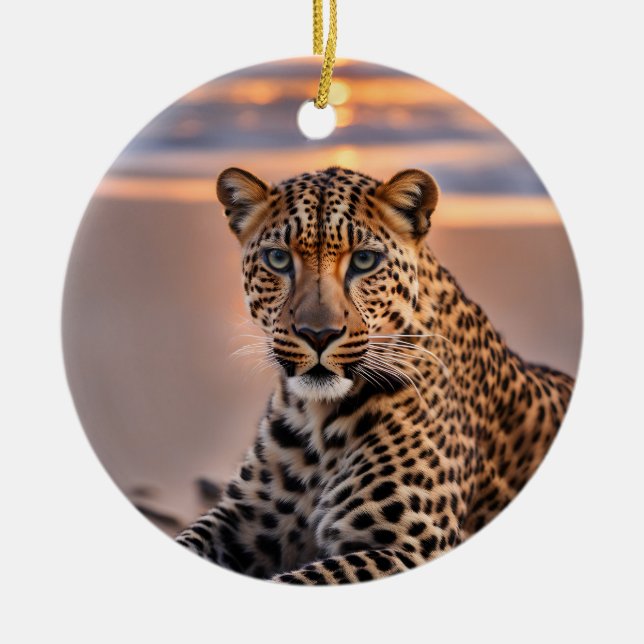 Ornamento De Cerâmica Leopardo na praia (Frente)