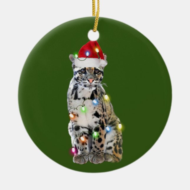 Ornamento De Cerâmica Leopardo nublado com luzes de chapéu Natal (Frente)