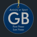 Ornamento De Cerâmica Letra de Variação de Faculdade ou Segundo grau Kee<br><div class="desc">Clique em "personalizar" para personalizar este presente com seu próprio plano de fundo e esquemas de cor de fonte.</div>