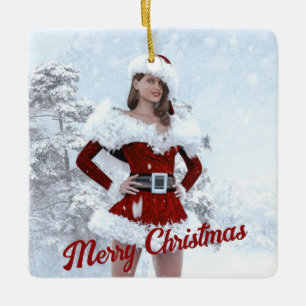 Ornamento De Cerâmica Linda mulher de Natal sobre a neve do inverno