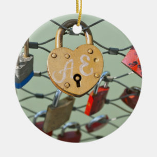 Ornamento De Cerâmica Love Lock