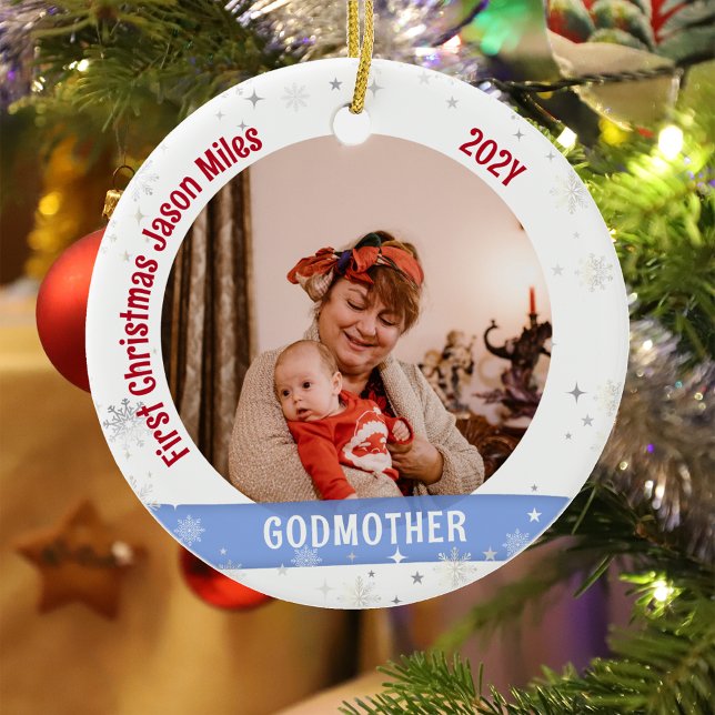 Ornamento De Cerâmica Madrinha Bebê Personalizada Primeira Foto De Natal (Modern Elegant Cute First Christmas Baby Love you Godmother 1 Photo Snowflakes Stars Bow Holly)