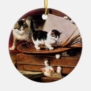 Ornamento De Cerâmica Mãe Gato e Gatinhos na Mesa
