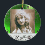 Ornamento De Cerâmica MAGIC SWIRLS PHOTO TEMPLATE, Green Emerald<br><div class="desc">Rodovalho branco e preto elegante com uma Gemstone 3d brilhante</div>