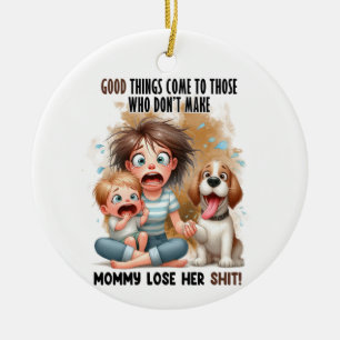 ORNAMENTO DE CERÂMICA MAMÃE COM BEBÊ E CÃO ENGRAÇADO