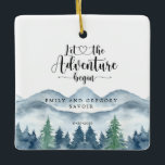Ornamento De Cerâmica Manutenção do Noivado de Aquarela<br><div class="desc">Celebre o início de sempre com este ornamento de noivado de aquarela com a frase Deixar a Aventura Começar. Personalizado com os nomes e a data do casal, a design apresenta montanhas de aquarelas moles e árvores florestais — um símbolo da natureza, do amor e de novas viagens. Um bem-estar...</div>