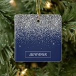 Ornamento De Cerâmica Marinho de Monograma Glama Azul<br><div class="desc">Nome e Enfeites de natal inicial do monograma da brilha azul Marinho e prata. Isto faz o doce e perfeito aniversário de 16 anos,  casamento,  chá de panela,  aniversário,  chá de fraldas ou festa de solteira presente para alguém que ama luxo de luxo e estilos quíticos.</div>