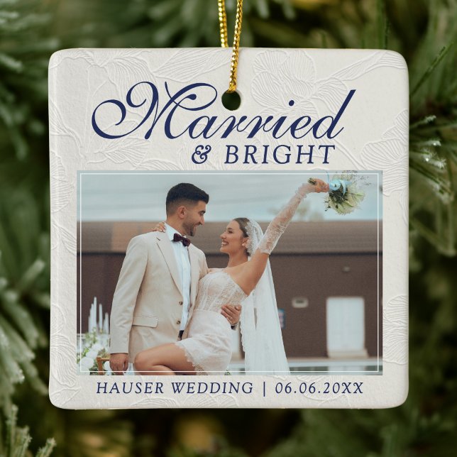 Ornamento De Cerâmica Married and Bright Photo Keepsake Wedding (Capture the love from your wedding day with this Married and Bright Photo Keepsake Wedding Ornament!)