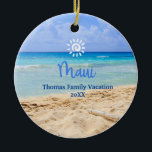 Ornamento De Cerâmica Maui Beach<br><div class="desc">Bonita e personalizável lembrança Maui. Personalização: Alterar Legenda e ano para torná-la exclusiva.</div>