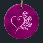 Ornamento De Cerâmica Mauve Stylized Heart and Rosas, efeito emboscado<br><div class="desc">Um ornamento cerâmico muito bonito,  com aspecto gravado,  coração filigral e rosas sobre um fundo de beringela contrastante.</div>
