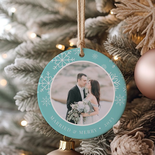 Ornamento De Cerâmica Merrily Ever | Foto De Casamento (Criador carregado)