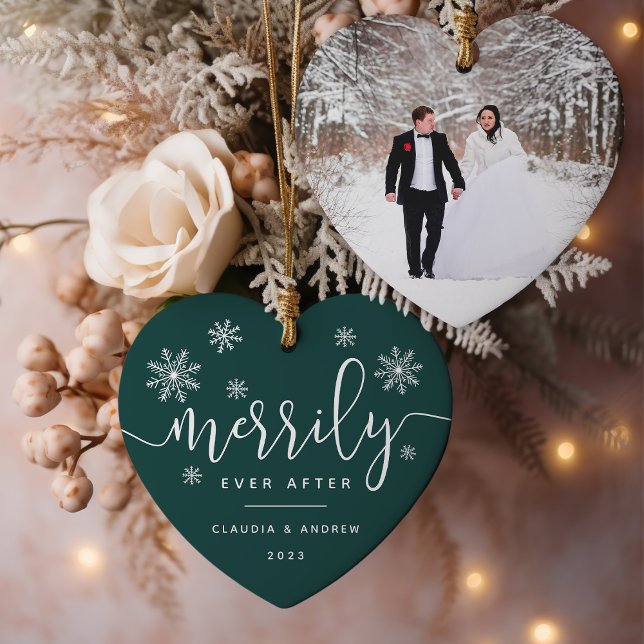 Ornamento De Cerâmica Merrily Ever | Primeira Foto de Natal Casada (Criador carregado)
