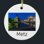 Ornamento De Cerâmica Metz Temple Neuf França Night Moselle Souvenir<br><div class="desc">A cidade de Metz Temple Neuf, na França, lembrança noturna para as férias do Grande Est. Temple Neuf de Metz e Santo Etienne Cathedral panorama em França, em souvenir para Moselle e para a cidade. Estilo de vida Metz para mochilas urbanas e feriados na cidade francesa. Temple Neuf de Metz...</div>
