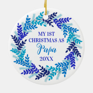 Ornamento De Cerâmica Meu Primeiro Natal como Papa Elegante Blue Wreath