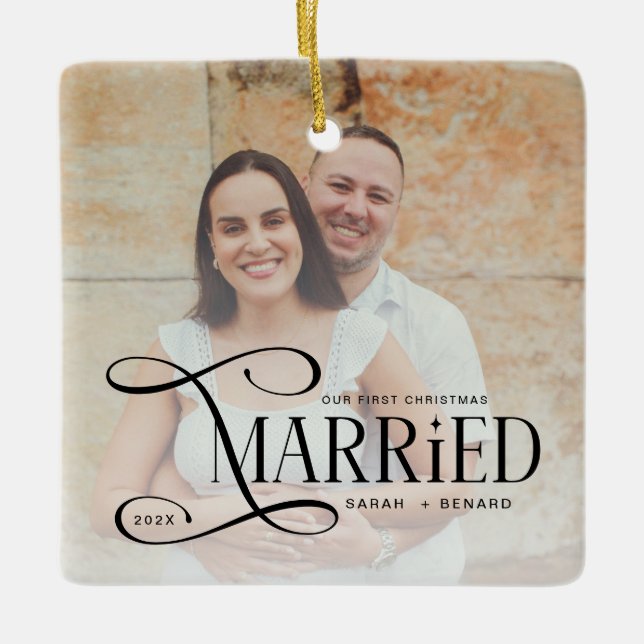 Ornamento De Cerâmica Minimal First Christmas Married Couples 2 Photos (Frente)