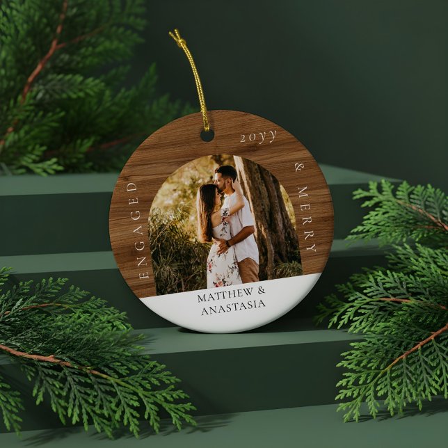 Ornamento De Cerâmica Minimal Modern Engaged & Merry 2 Photo Engagement (Minimal Modern Engaged & Merry 2 Photo Engagement Ceramic Ornament)