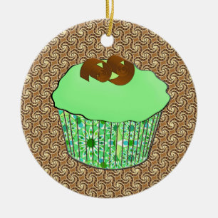 Ornamento De Cerâmica Mint Frosted Chocolate Cupcake, Fractal Background
