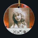 Ornamento De Cerâmica MODELO DE FOTOGRAFIA DO MAGIC SWIRLS, Agate Laranj<br><div class="desc">Rodovalho branco e preto elegante com uma Gemstone 3d brilhante</div>