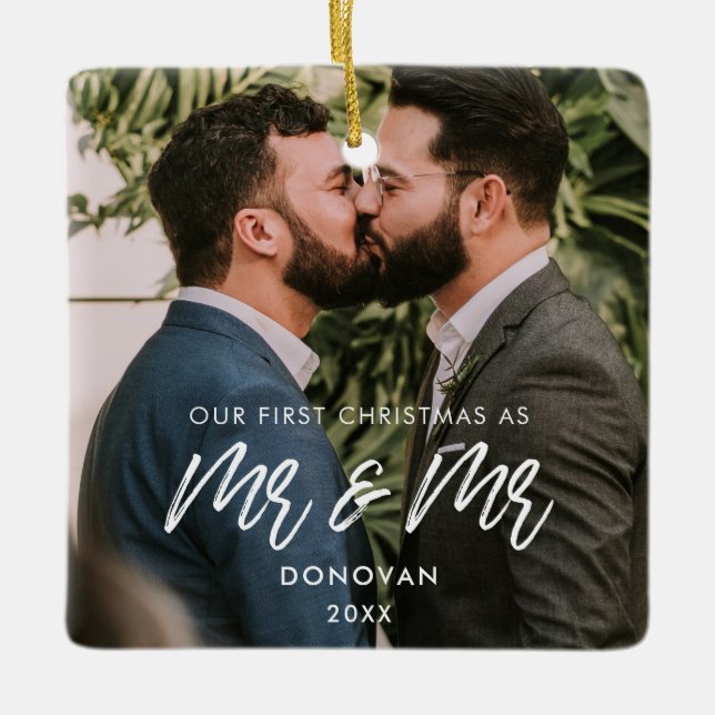 Ornamento De Cerâmica Moderno Nosso Primeiro Natal como Sr. e Sr. Foto (Frente)