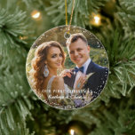 Ornamento De Cerâmica Moderno Nosso Primeiro Natal Como Sr. e Sra. Flora<br><div class="desc">Moderno Nosso Primeiro Natal Como Ornamento De Cerâmica De Sr. E Sra. Floral</div>