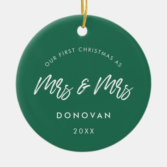Ornamento De Cerâmica Moderno Nosso Primeiro Natal como Sra. e Sra. Gree (Frente)