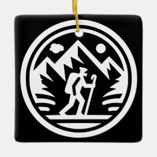 Ornamento De Cerâmica Monocromático da Aventura de Montanha Hiker Minima