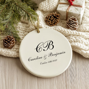Ornamento De Cerâmica Monograma Elegante de Script Branco e Preto do ete