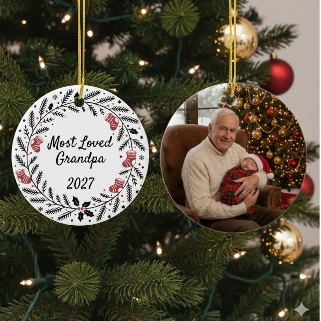 Ornamento De Cerâmica Most Loved Grandpa Christmas Round (Most Love Grandpa Christmas Photo Ornament)