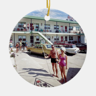 Ornamento De Cerâmica Motel da angra do resto nos anos 60