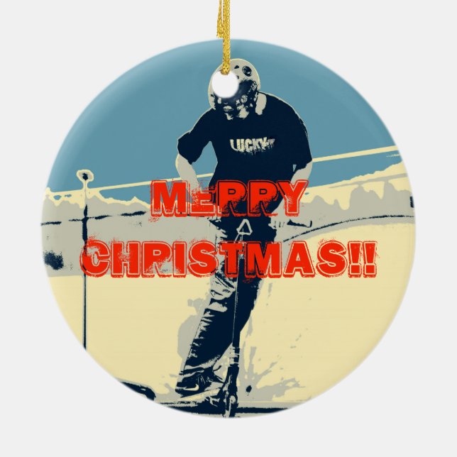 Ornamento De Cerâmica Na Extremidade - Cavaleiro do Patinete Stunt (Traseira)