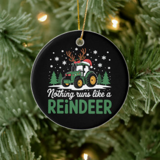 Ornamento De Cerâmica Nada funciona como um trator de Natal de rena