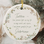 Ornamento De Cerâmica Natal personalizado para a amizade de flor selvage<br><div class="desc">Celebre a sua amizade carinhosa neste feriado com o ornamento cerâmico personalizado de Boho Wildflower Friendship. Adorado com um belo design de flor silvestre, este ornamento oferece um toque único e pessoal ao seu decoro de férias. A personalização personalizada permite que você inclua uma mensagem sincera para seu melhor amigo,...</div>