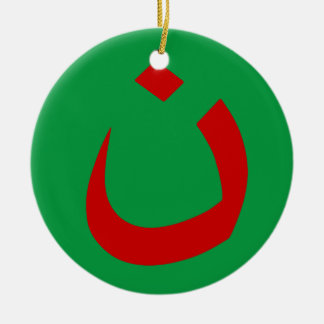 ORNAMENTO DE CERÂMICA "NAZARENE - SOLIDARIEDADE CRISTÃ "