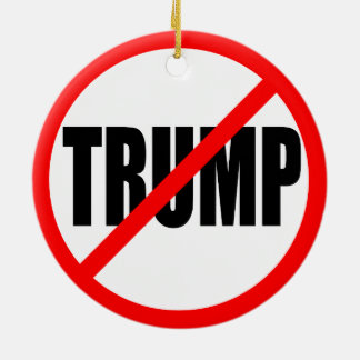 ORNAMENTO DE CERÂMICA "NENHUM TRUNFO "