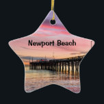 Ornamento De Cerâmica Newport Beach Balboa Pier<br><div class="desc">Balboa Pier de Newport Beach no ensolarado sul da Califórnia. Um ornamento personalizável com muitas opções.</div>